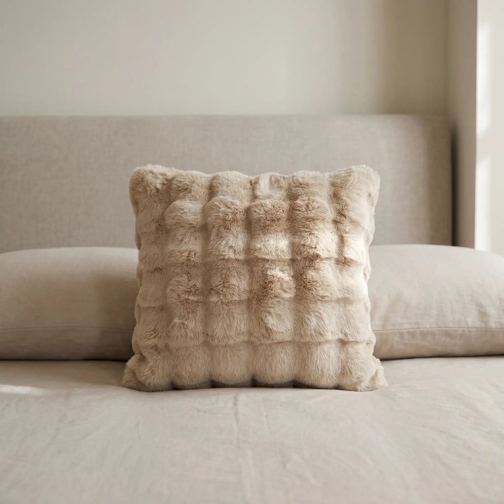 Bubble Faux Fur Throw Pillow Cover – 50x50cm