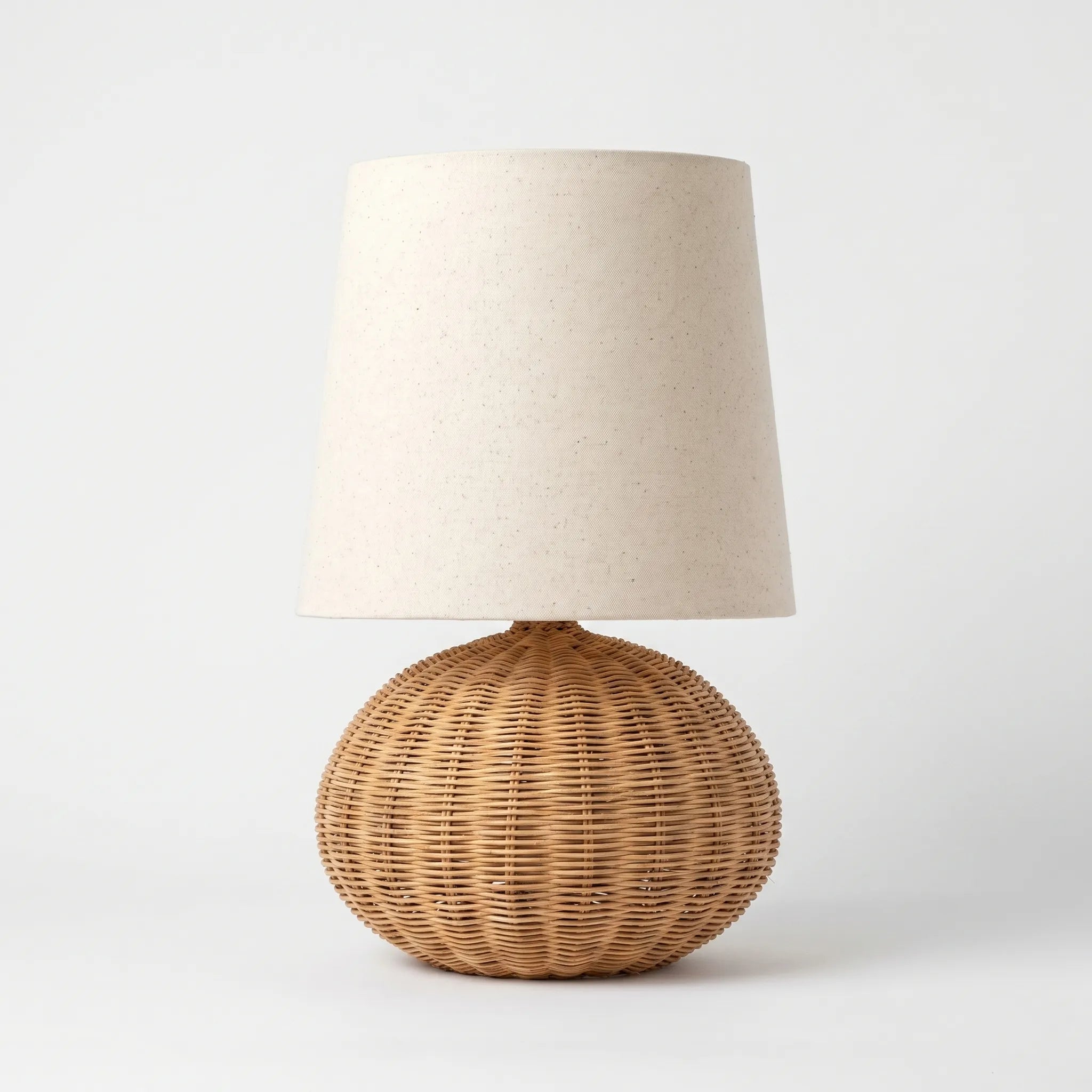 Woven Oval Table Lamp Woven Oval Table Lamp 